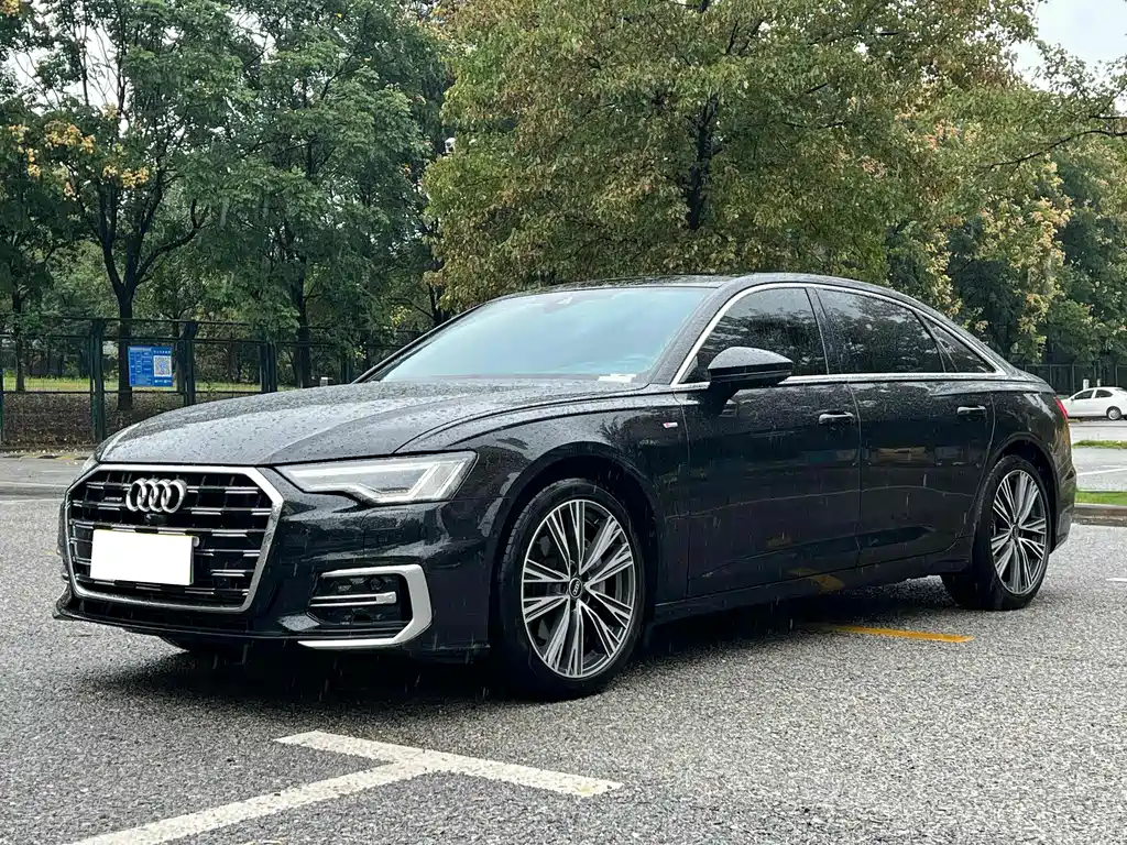 Audi A6L 2024 — фото 1