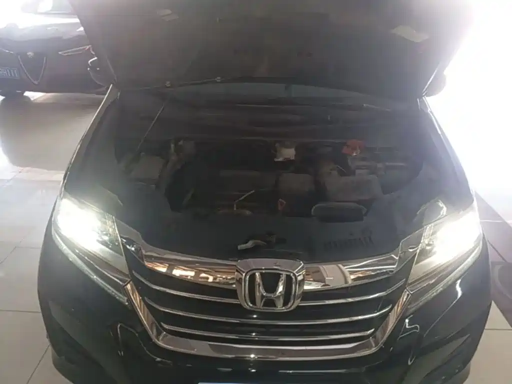 Honda Elysion 2018 — фото 20