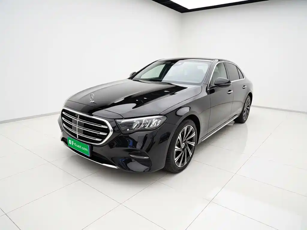 Mercedes-Benz E-Class 2024