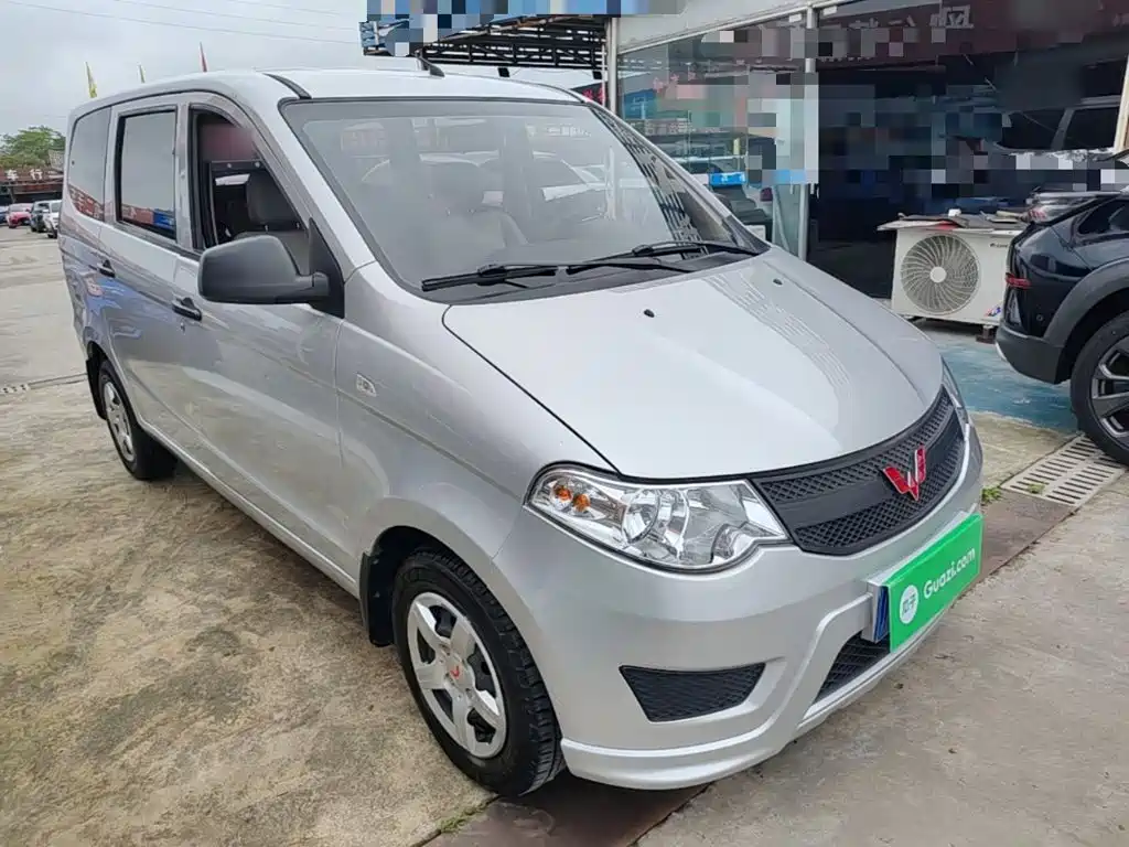 Wuling Hongguang 2023