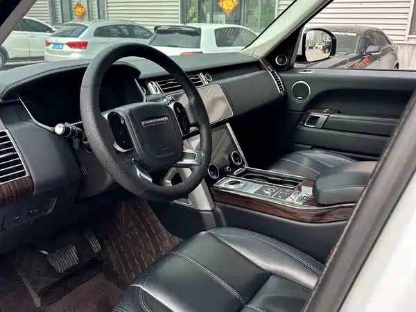 Land Rover Range Rover 2018