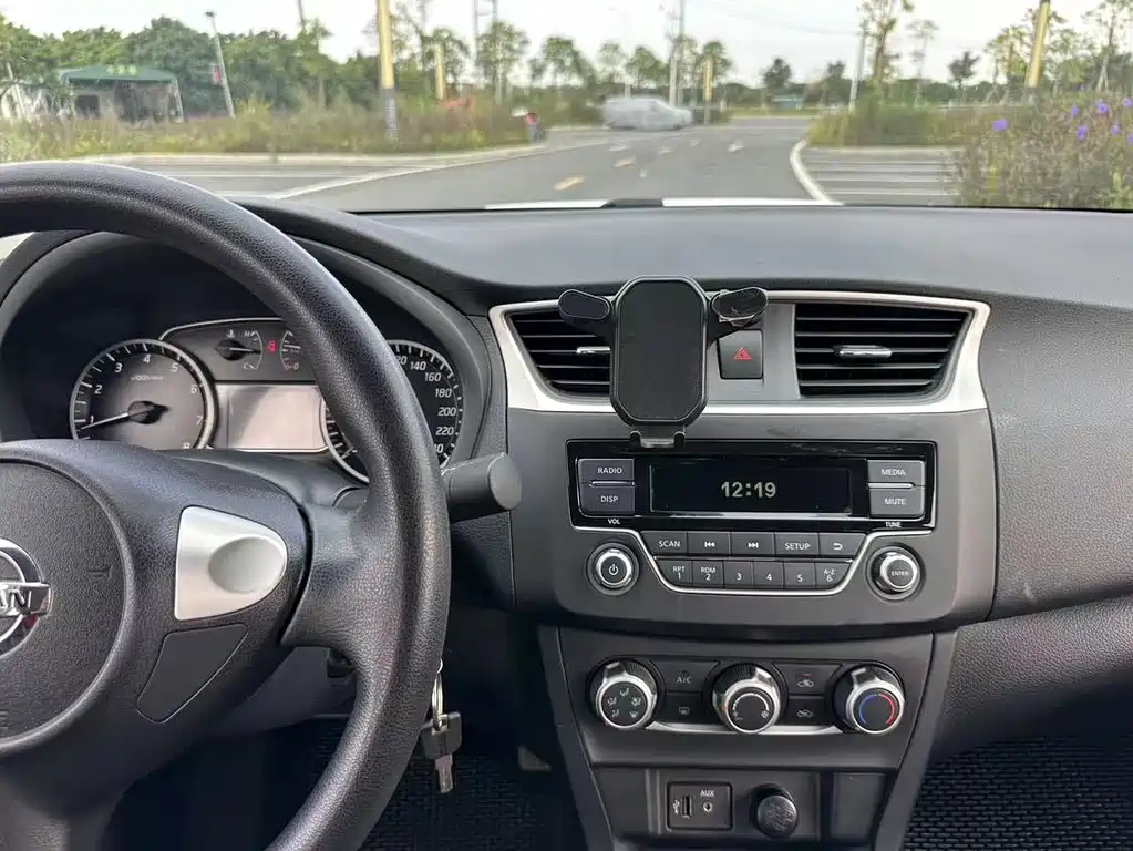 Nissan Sylphy 2022 — фото 12
