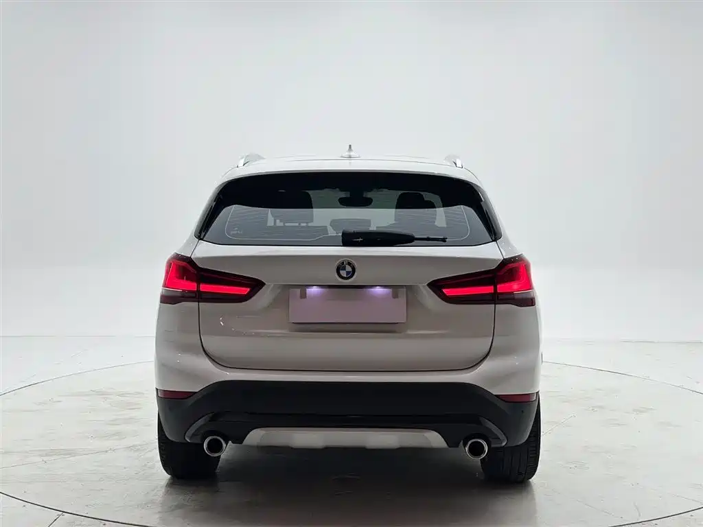 BMW X1 2023 — фото 5