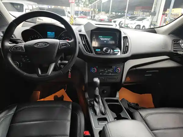 Ford Kuga 2017
