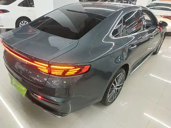 Geely Xingrui 2021