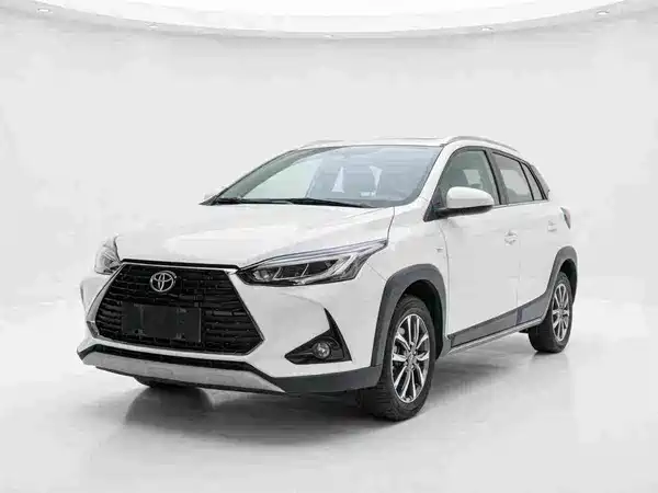 Toyota Yaris L 2021