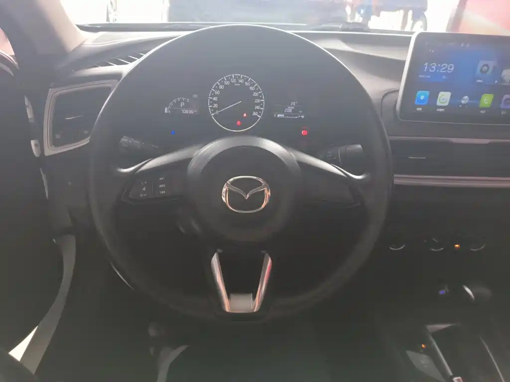 Mazda 3 Axela 2018