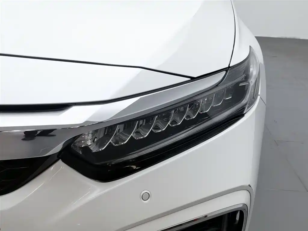 Honda Inspire 2018 — фото 7