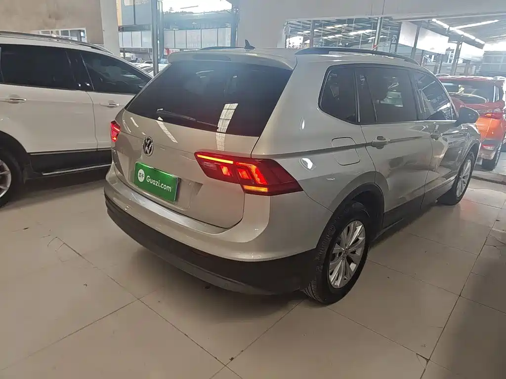 Volkswagen Tiguan L 2017