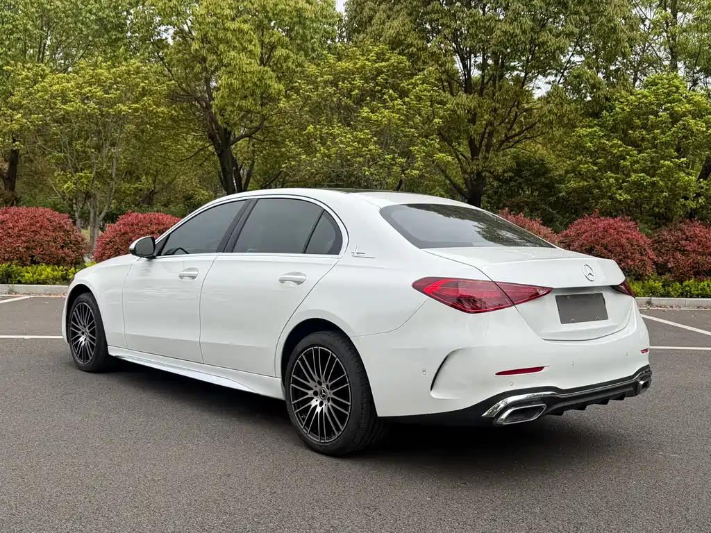 Mercedes-Benz C-Class 2023 — фото 6