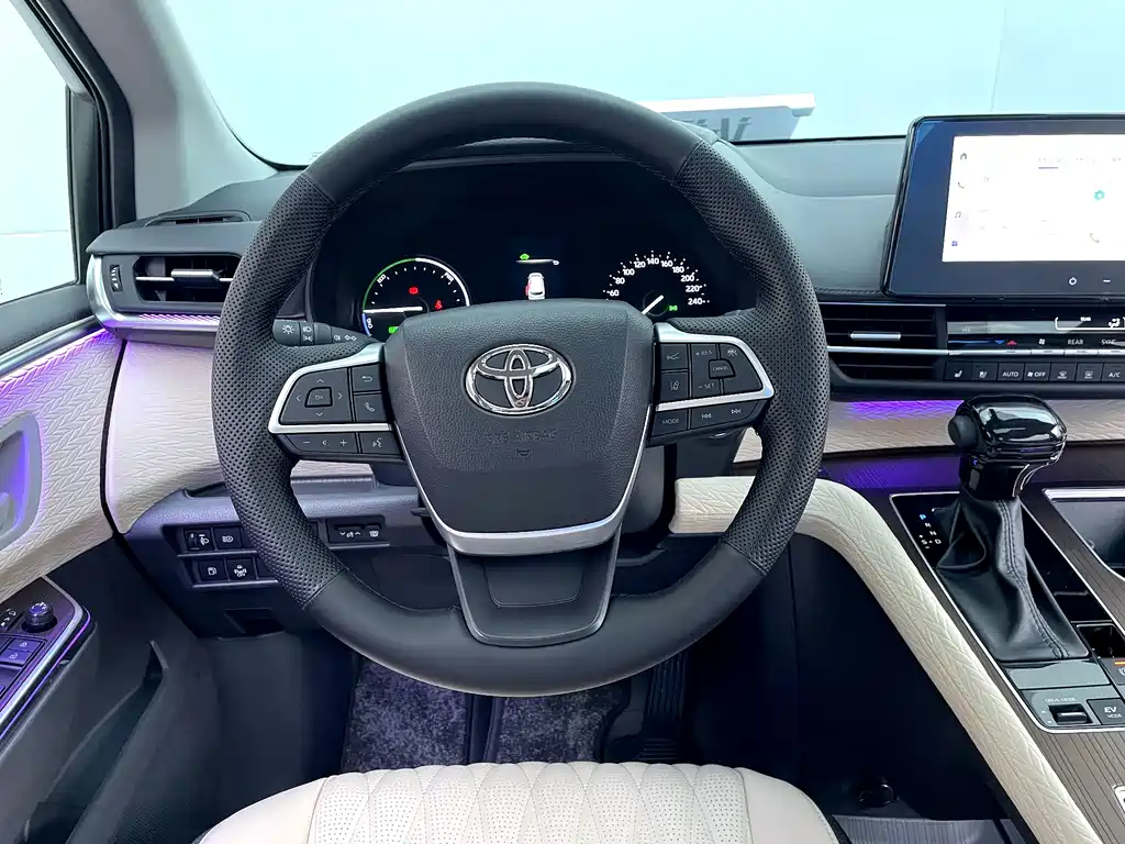 Toyota Sienna 2025 — фото 14