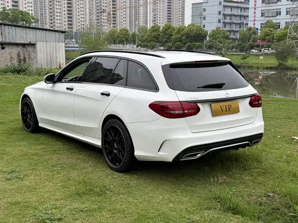 Mercedes-Benz C-Class 2020
