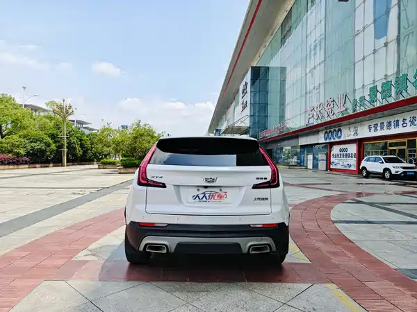 Cadillac XT4 2021