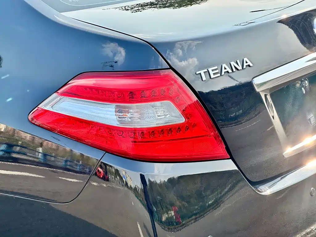 Nissan Teana 2010 — фото 13