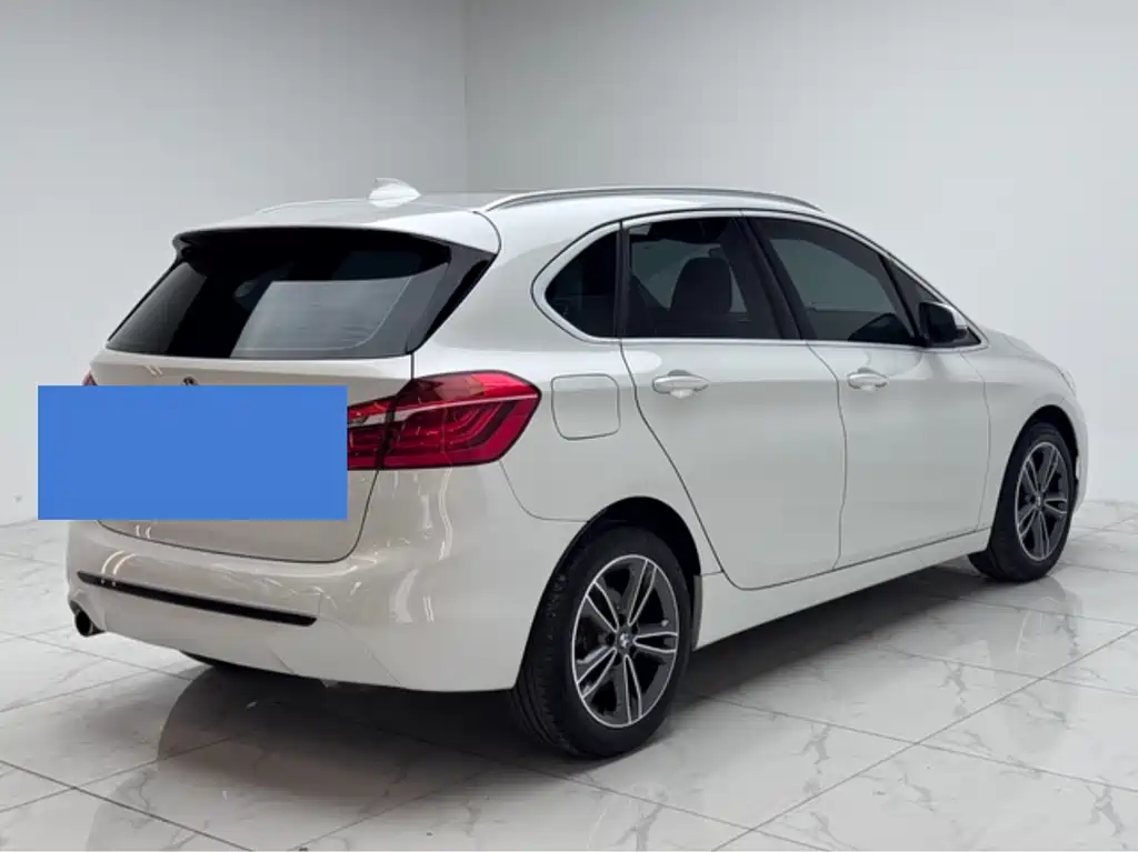 BMW 2 Series Active Tourer 2019 — фото 3