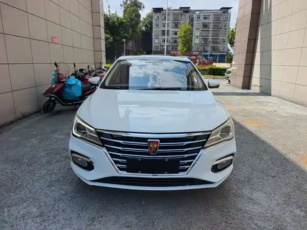 Roewe i5 2019