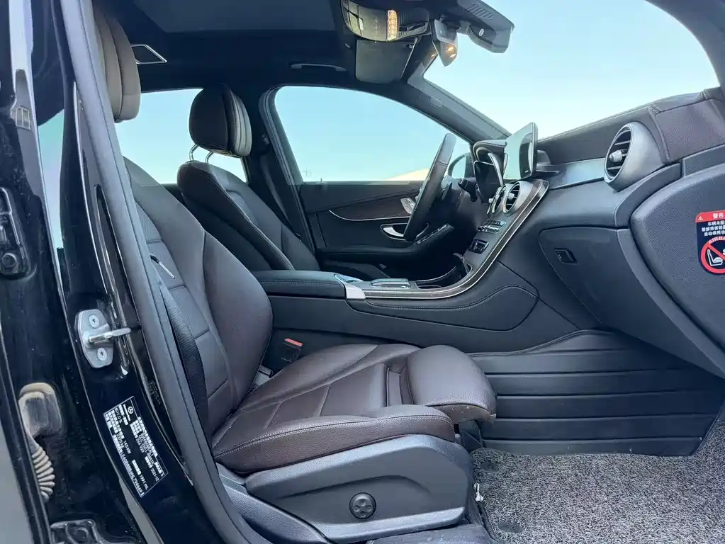 Mercedes-Benz GLC 2022 — фото 13