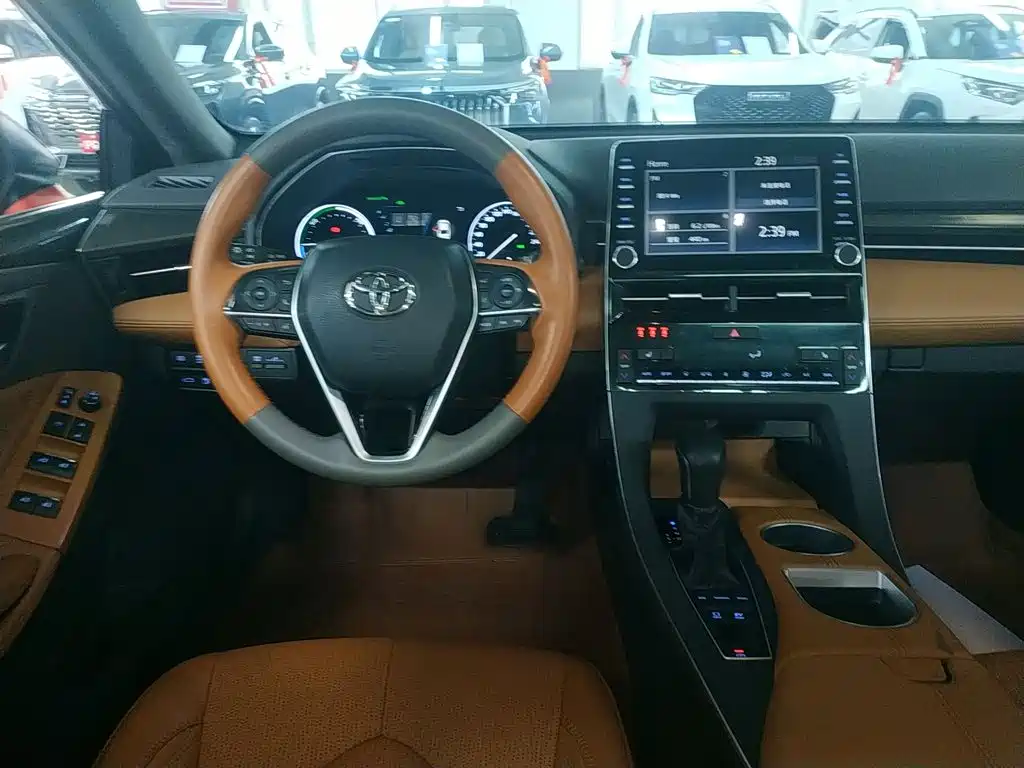 Toyota Avalon 2023 — фото 11