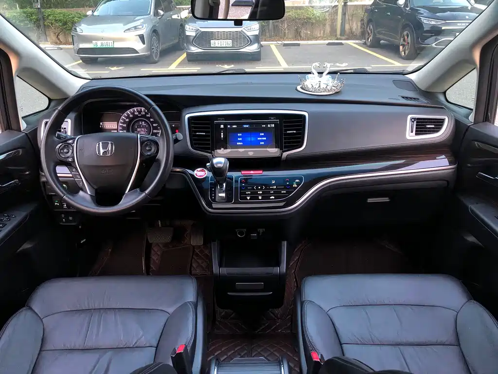 Honda Odyssey 2019 — фото 13