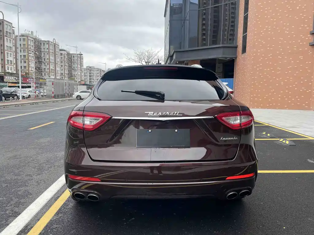 Maserati Levante 2018 — фото 5
