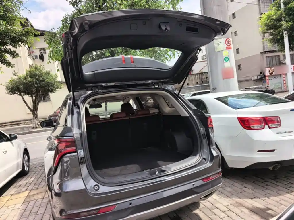 Changan CS75PLUS 2021 — фото 19