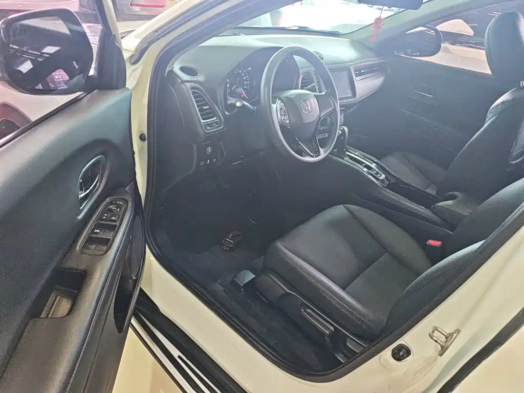 Honda Vezel 2020 — фото 12