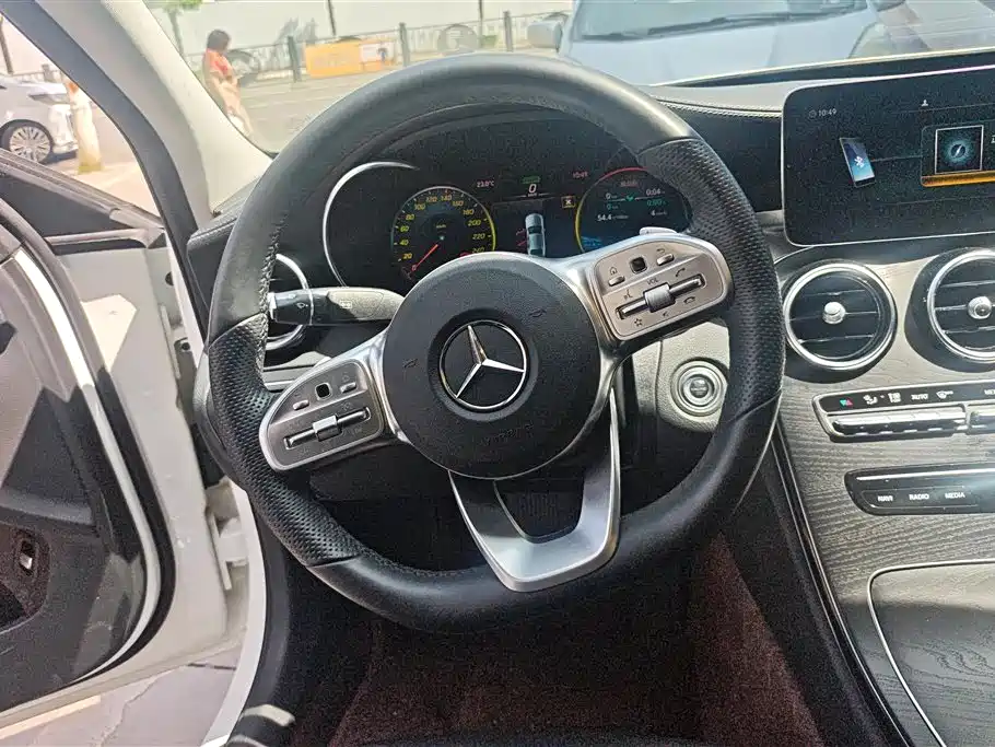Mercedes-Benz C-Class 2020 — фото 15