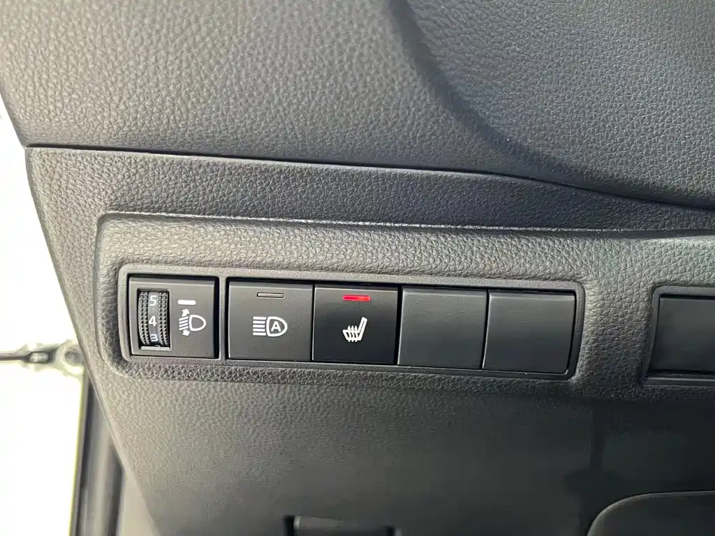 Toyota Corolla 2022 — фото 13