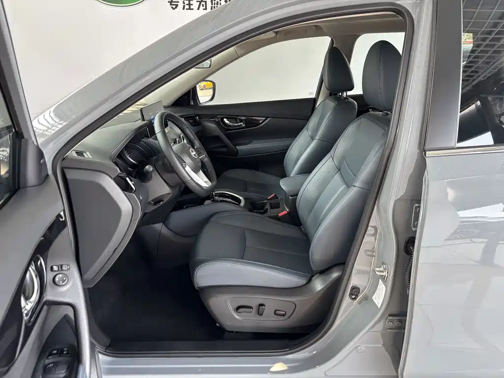 Nissan X-Trail 2025 — фото 11