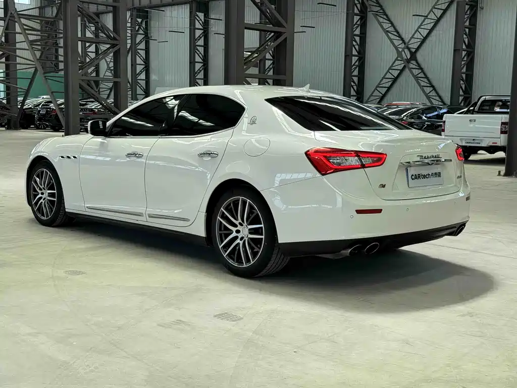 Maserati Ghibli 2014 — фото 6