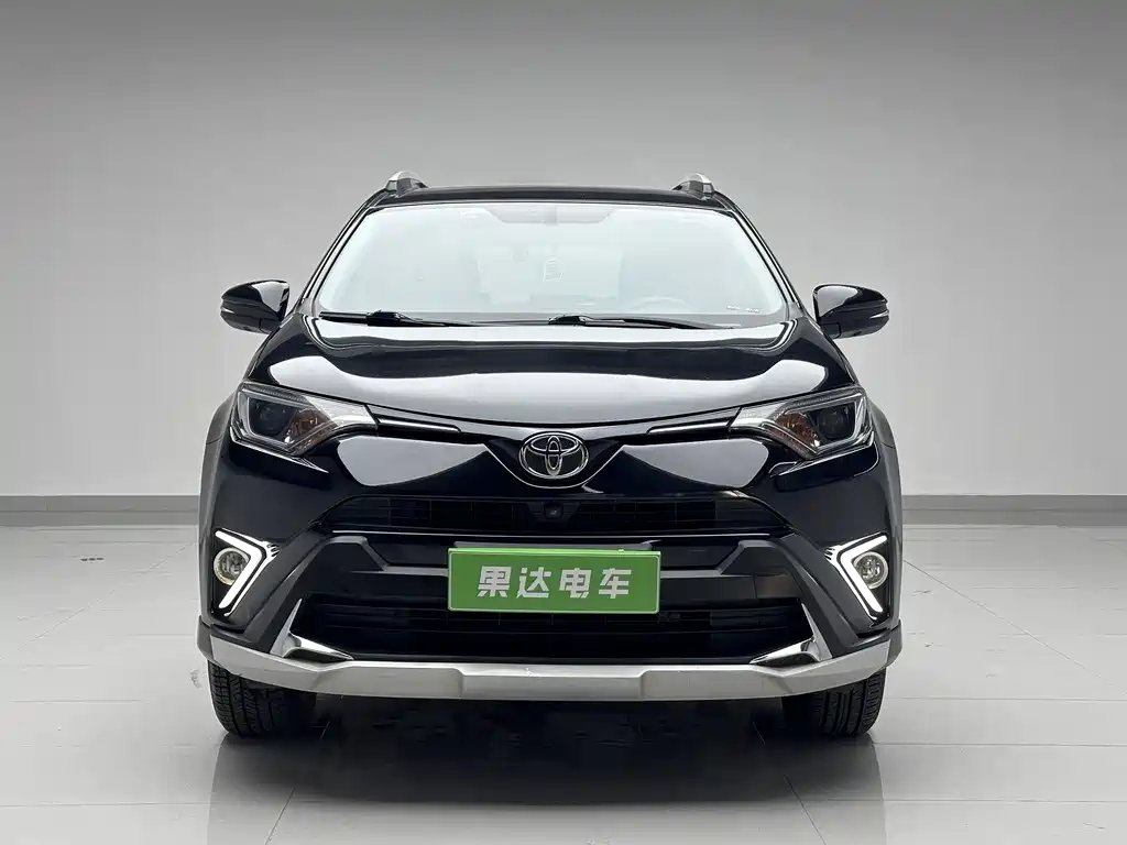 Toyota RAV4 2019 — фото 2