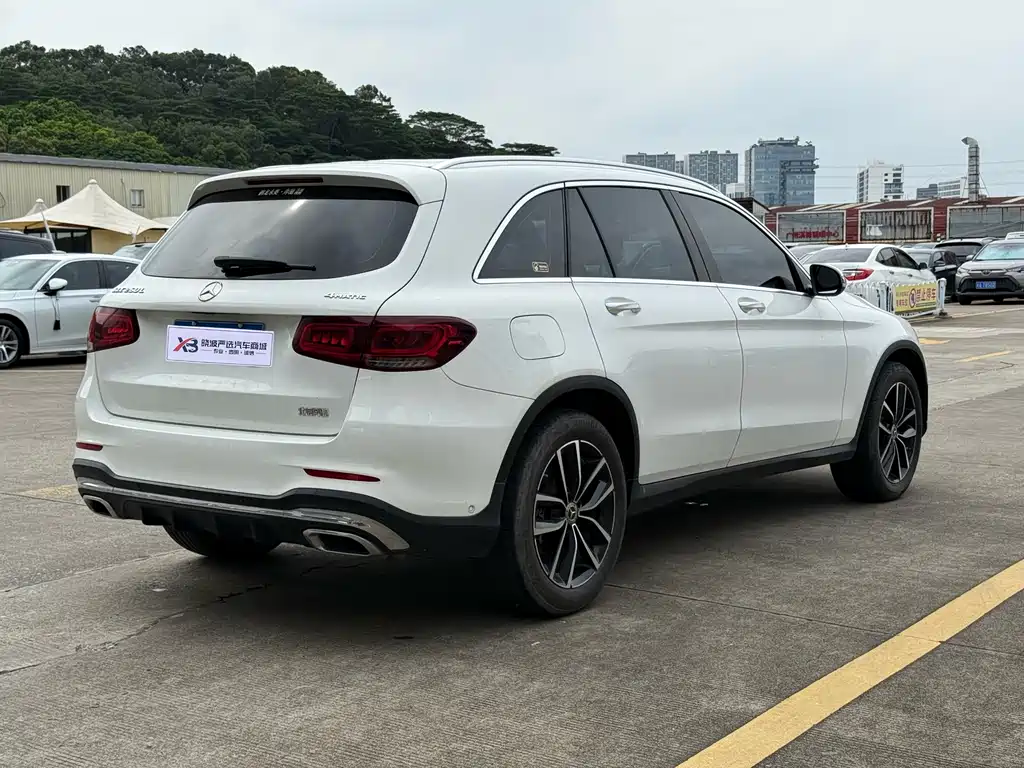Mercedes-Benz GLC 2021