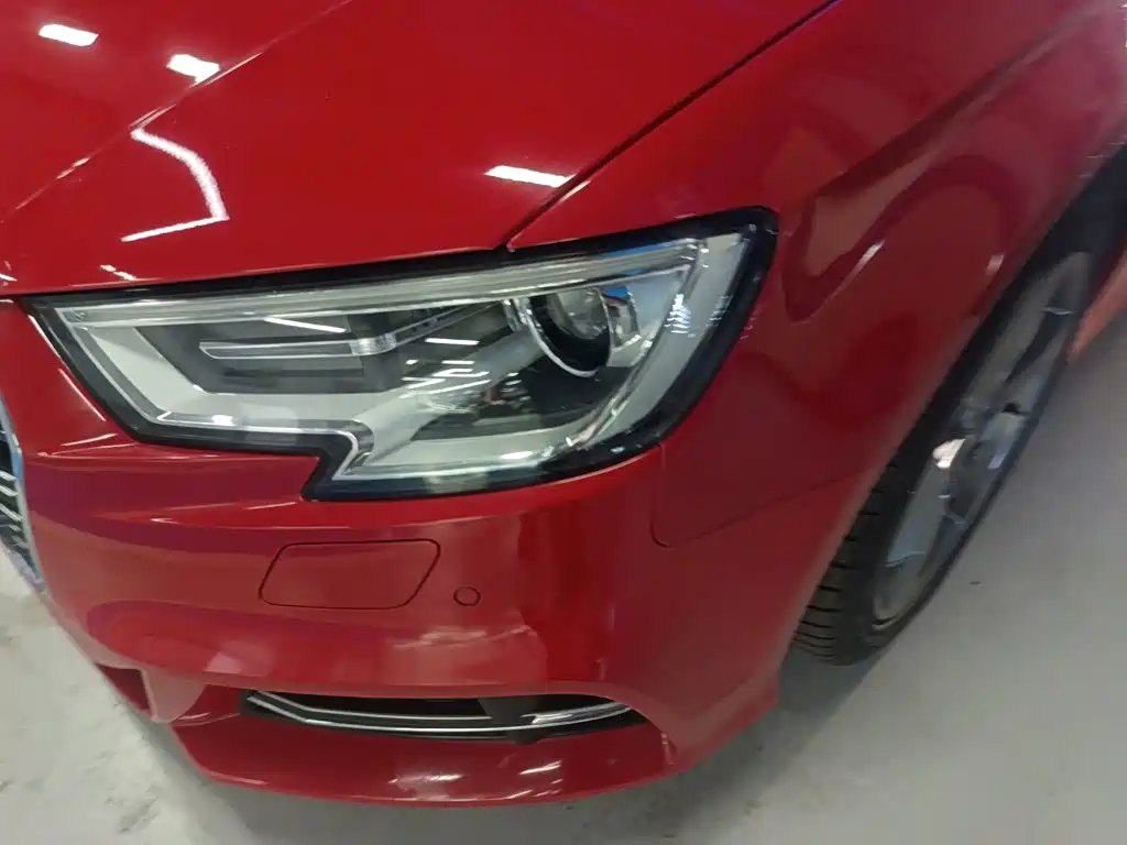 Audi A3 2018 — фото 18