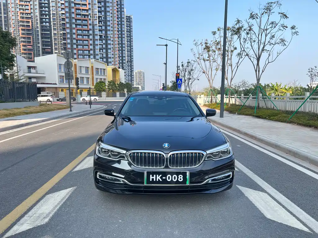 BMW 5 Series New Energy 2019 — фото 2