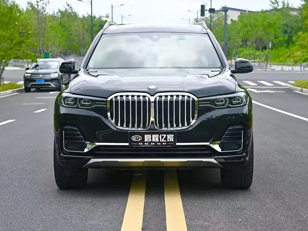 BMW X7 2022 — фото 2