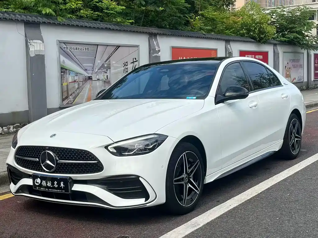 Mercedes-Benz C-Class 2023 — фото 2