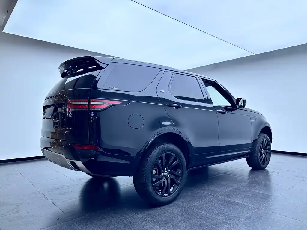 Land Rover Discovery 2019 — фото 6