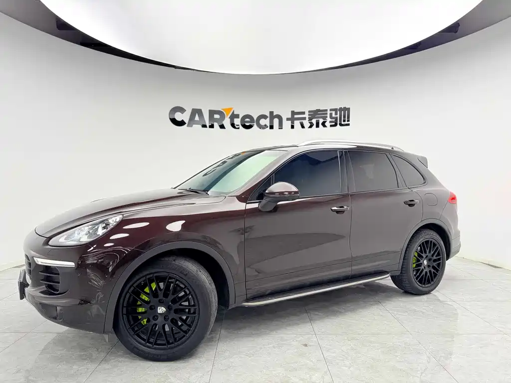 Porsche Cayenne Hybrid 2016 — фото 1