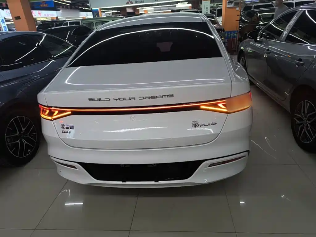 BYD Qin PLUS 2023 — фото 6