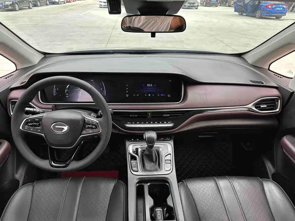 GAC Trumpchi M6 2022 — фото 10