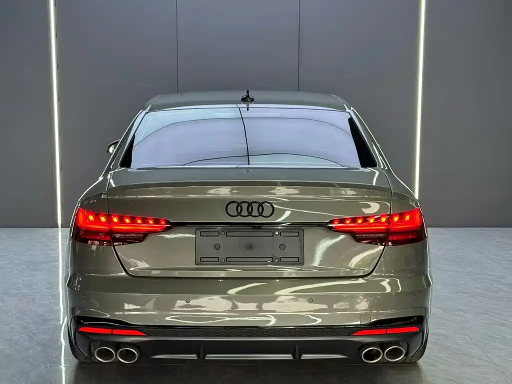Audi S4 2023 — фото 9