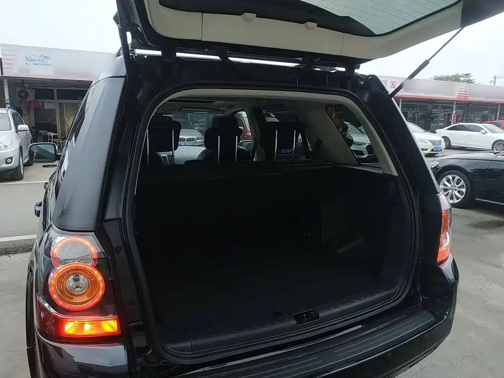 Land Rover Freelander 2 2014 — фото 15