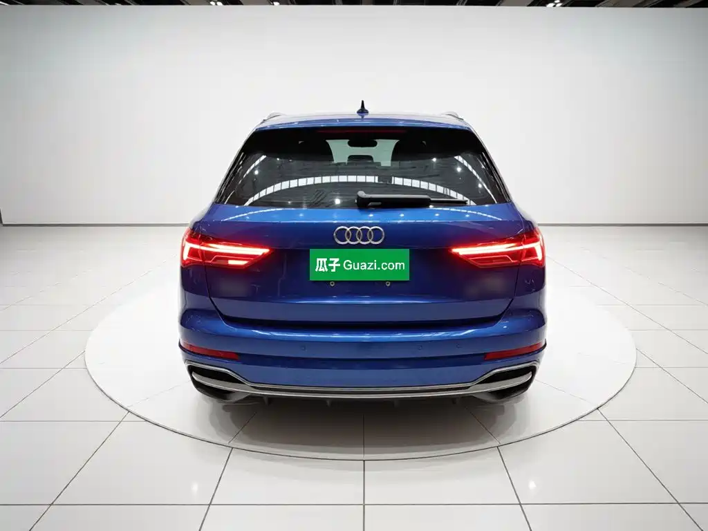 Audi Q3 2021