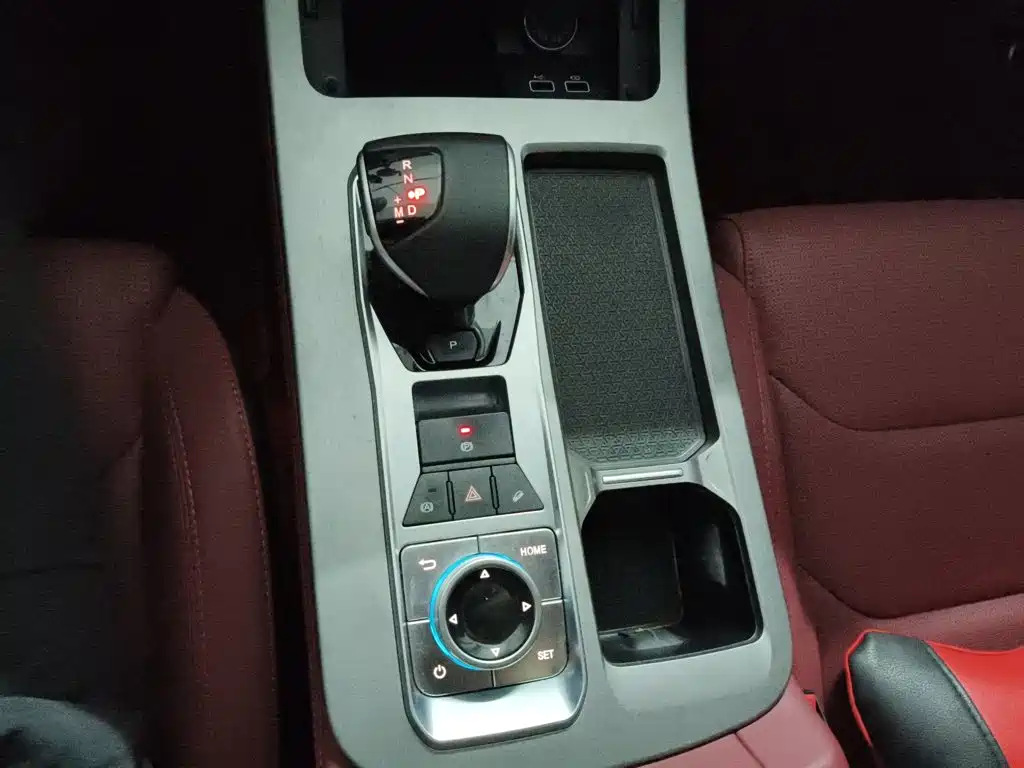 Jetour X70 PLUS 2023 — фото 14