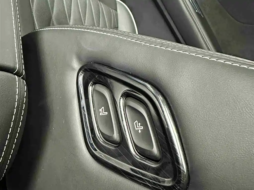 GAC Motor Trumpchi GS8 2023 — фото 19