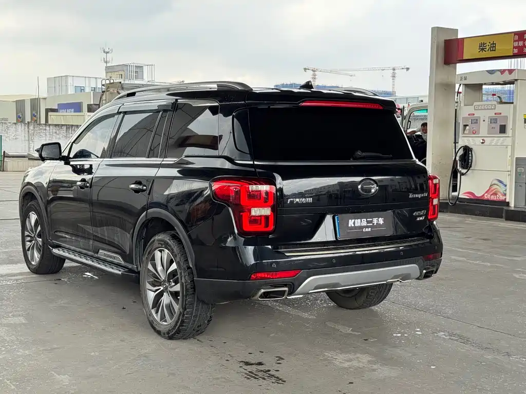 GAC Trumpchi GS8 2017 — фото 17