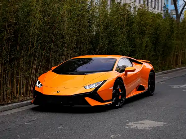 Lamborghini Huracan 2025