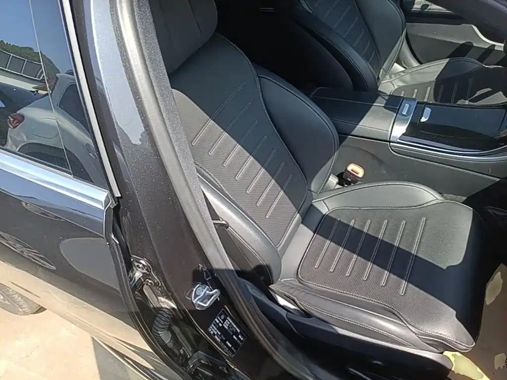 Mercedes-Benz C-Class 2022 — фото 20