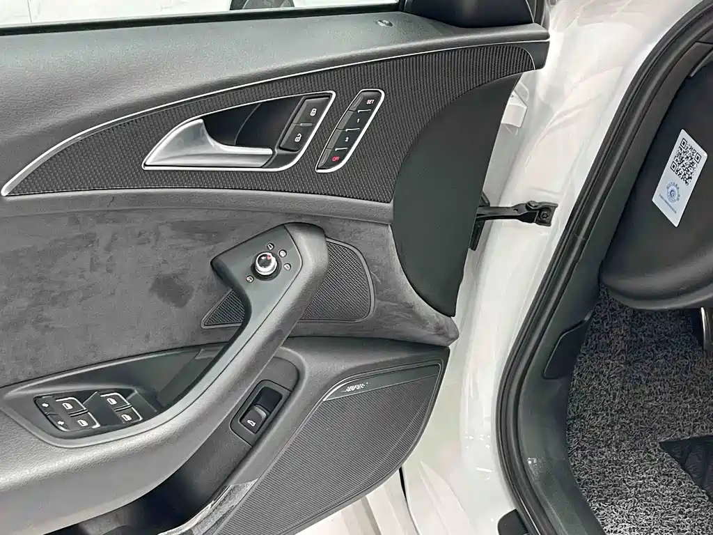Audi S6 2014 — фото 13