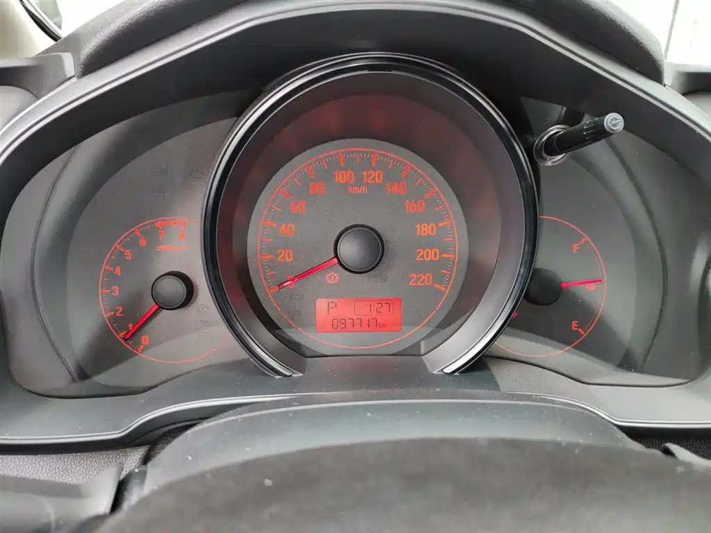 Honda Fit 2015 — фото 12